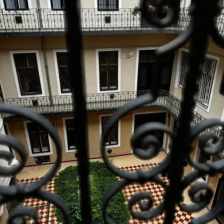 Appartamento Music Designed Apartmant Westend Budapest