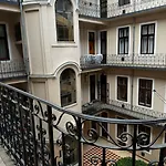 Music Designed Apartmant Westend Daire