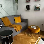 Music Designed Apartmant Westend Daire *