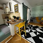 Daire Music Designed Apartmant Westend